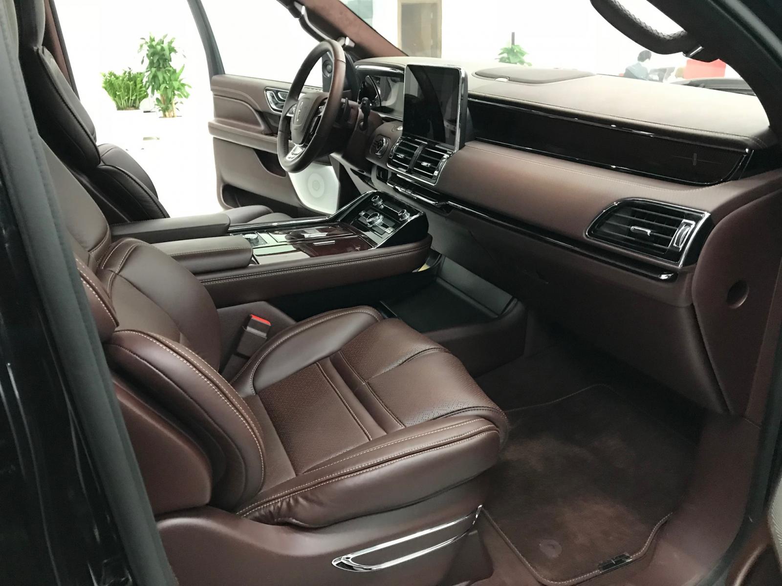Bán xe Lincoln Navigator Black Labe L mới 100% model 2020-7