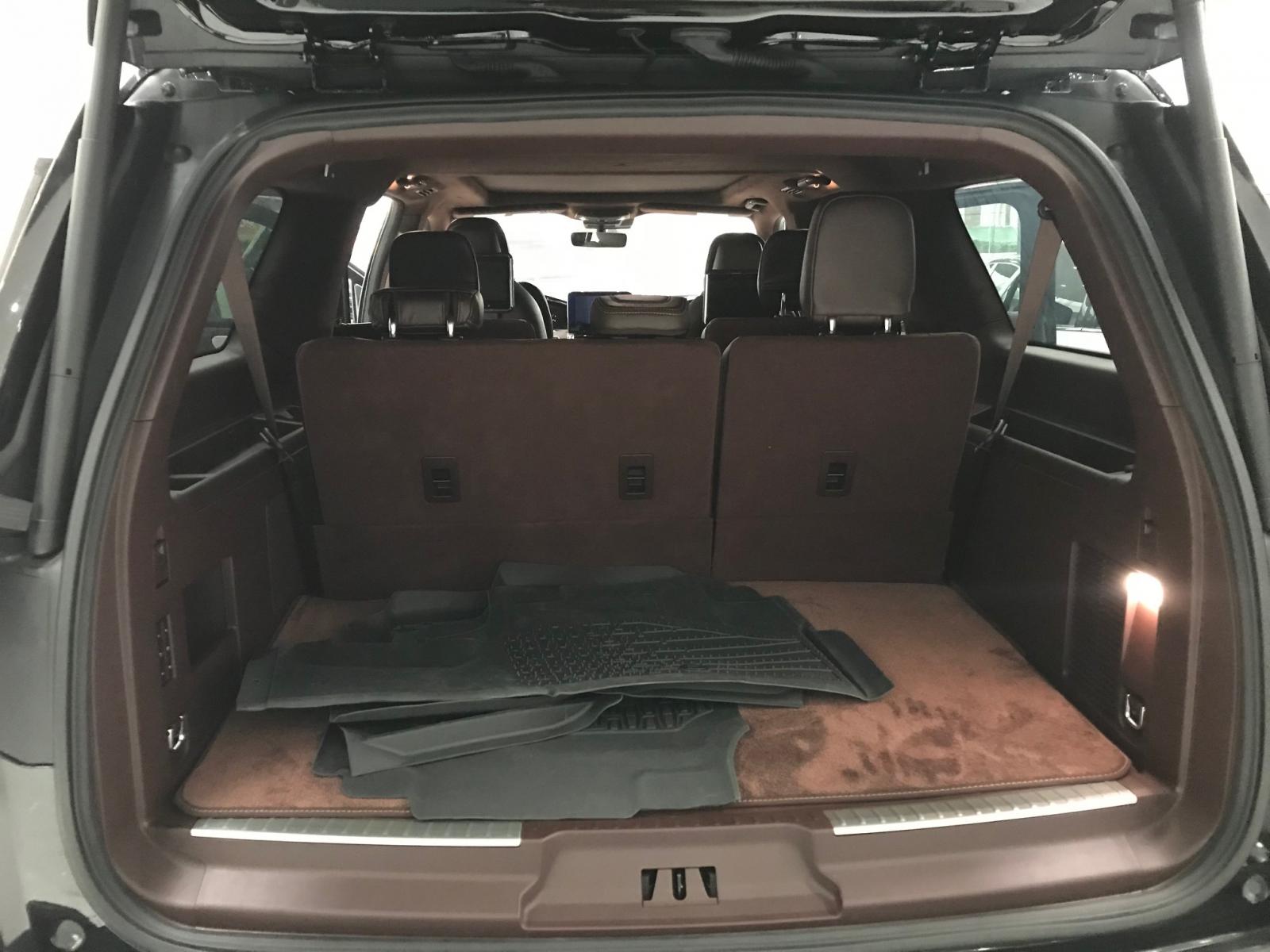 Bán xe Lincoln Navigator Black Labe L mới 100% model 2020-9