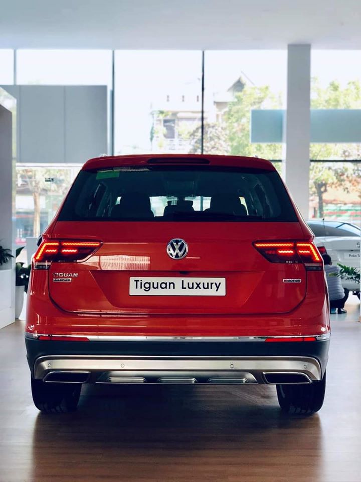 Volkswagen Tiguan Luxury Cam - nhập khẩu nguyên chiếc từ Đức giảm ngay 50% lệ phí trước bạ!!-3
