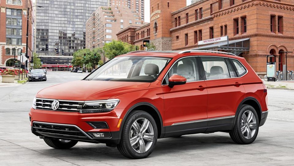 Volkswagen Tiguan Luxury Cam - nhập khẩu nguyên chiếc từ Đức giảm ngay 50% lệ phí trước bạ!!-4