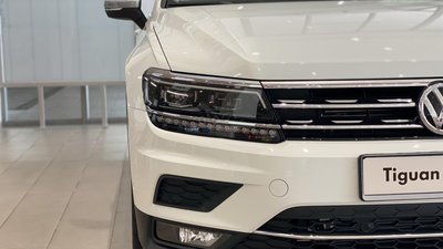 Volkswagen Tiguan Luxury giảm ngay 50% lệ phí trước bạ !!-0
