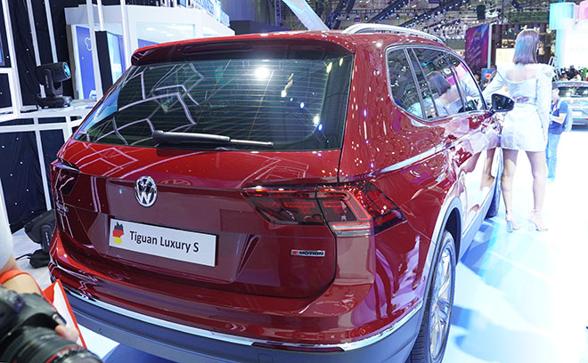 Volkswagen Tiguan Luxury S  - Đẳng cấp và tiện nghi-0