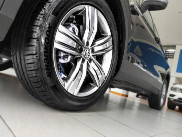 Volkswagen Tiguan Luxury Cam360 SUV 2020, xe nhập khẩu nguyên chiếc có giá dưới 2 tỷ. Giảm luôn 120tr T10-12
