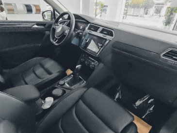 Volkswagen Tiguan Luxury Cam360 SUV 2020, xe nhập khẩu nguyên chiếc có giá dưới 2 tỷ. Giảm luôn 120tr T10-7