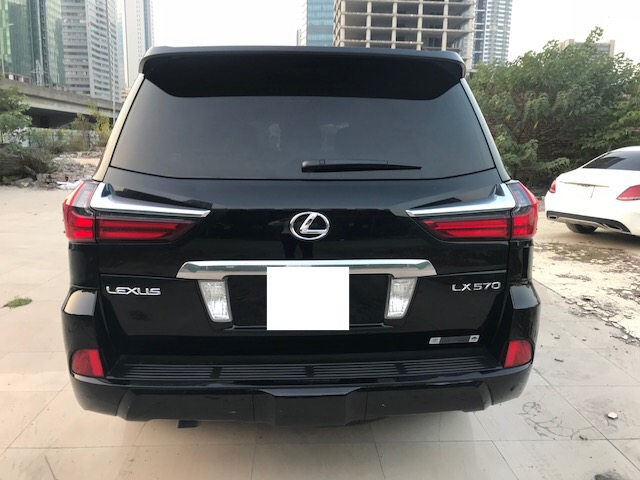 Cần bán gấp Lexus LX 570 đời 2019, màu đen, nhập khẩu nguyên chiếc-4