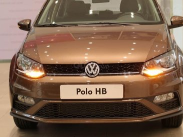 Volkswagen Polo Hatchback 2020 màu nâu ưu đãi đặc biệt giảm giá tiền mặt 50tr - giao ngay-0