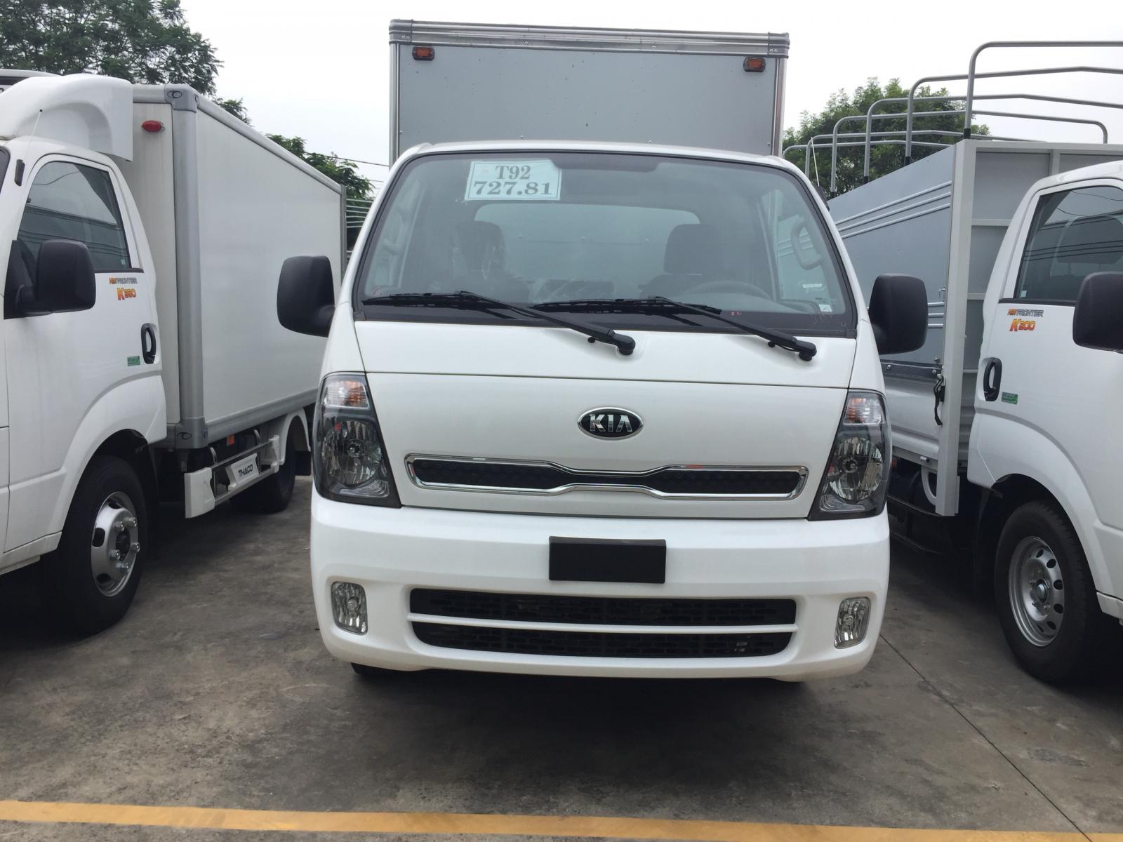 Cần bán xe Thaco Frontier K200 thùng kín đời 2020, màu trắng-2