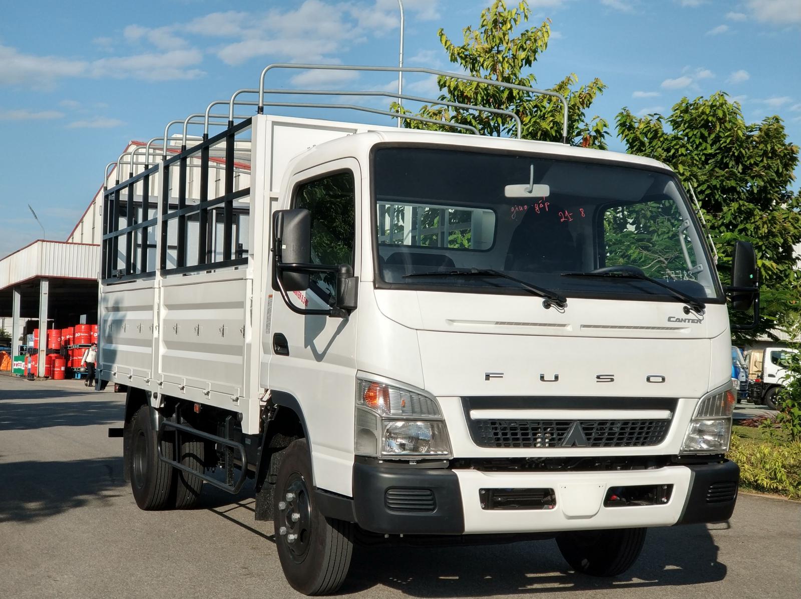 Xe tải Fuso Canter 6.5 tải trọng 3.4T tại Hải Phòng-0