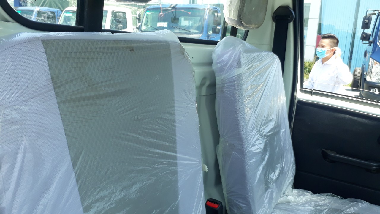 Thanh lý xe giá rẻ TMT 990kg xe mới 100%, màu trắng, giá 136tr-0