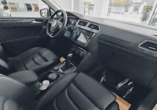 Volkswagen Tiguan Luxury Topline - Xe Đức nhập khẩu nguyên chiếc - Giảm 120tr tiền mặt - Giao xe ngay-7
