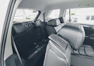 Volkswagen Tiguan Luxury Topline - Xe Đức nhập khẩu nguyên chiếc - Giảm 120tr tiền mặt - Giao xe ngay-10