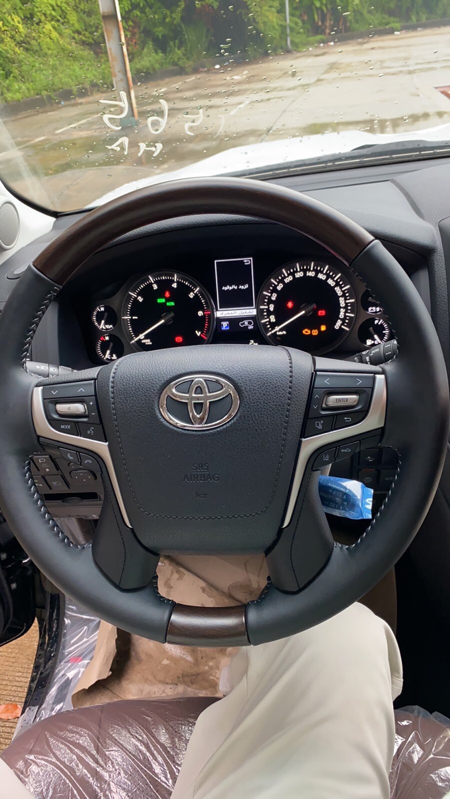 Bán ô tô Toyota Land Cruiser VXS năm 2021, màu đen, nhập khẩu-8