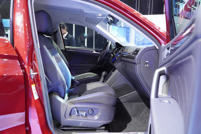  Volkswagen Tiguan Luxury - tặng 50% phí trước bạ-9