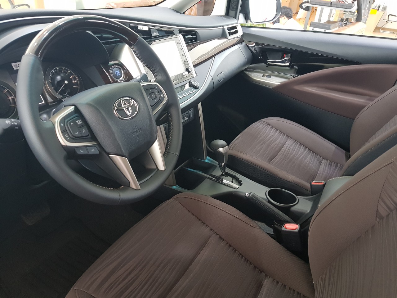 Toyota Innova 2021 giảm giá khủng, nhiều ưu đãi đặc biệt-4