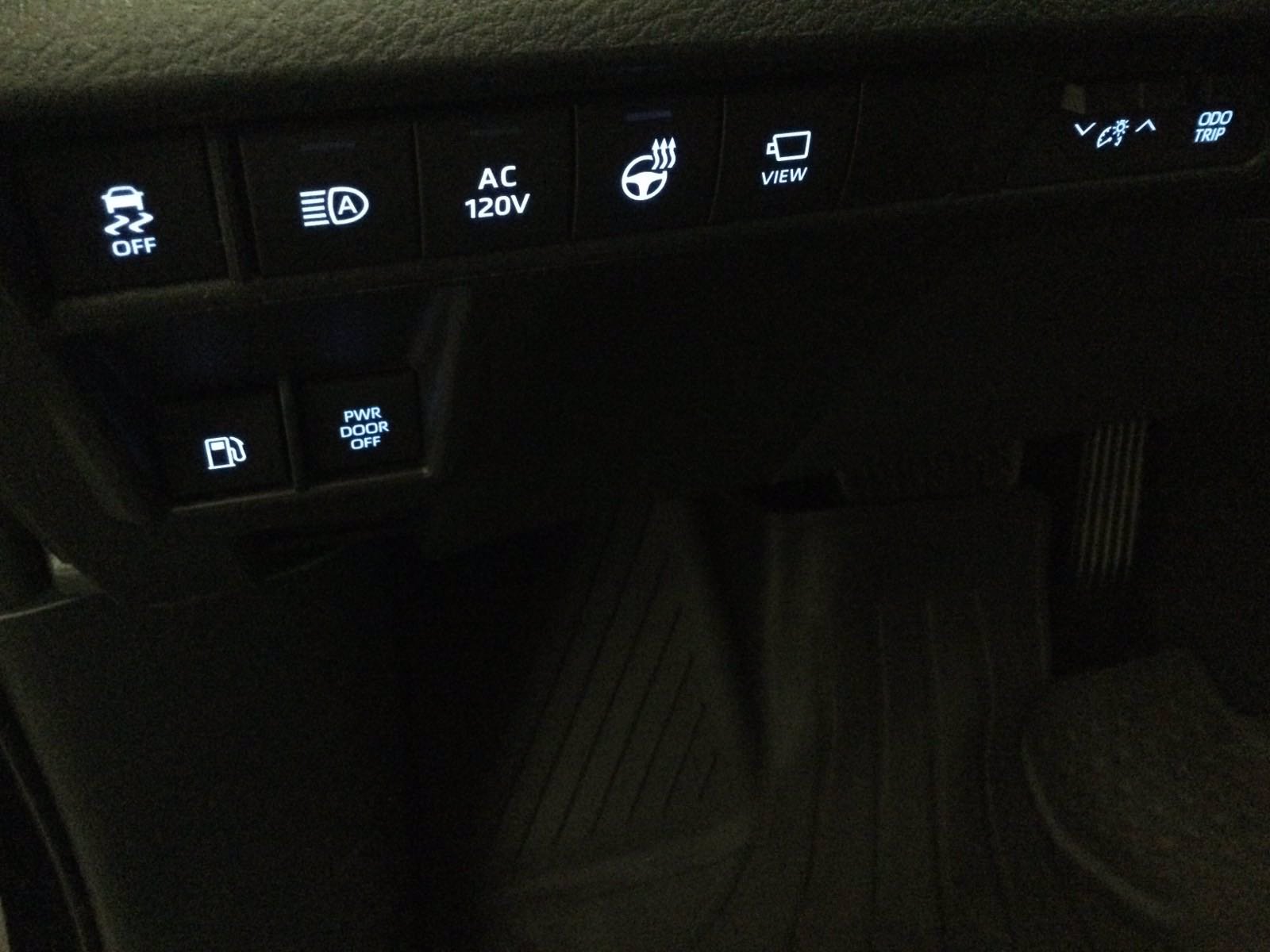 Bán xe Toyota Sienna Platinum 2021, màu đen, nhập khẩu Mỹ, giá cực tốt-6