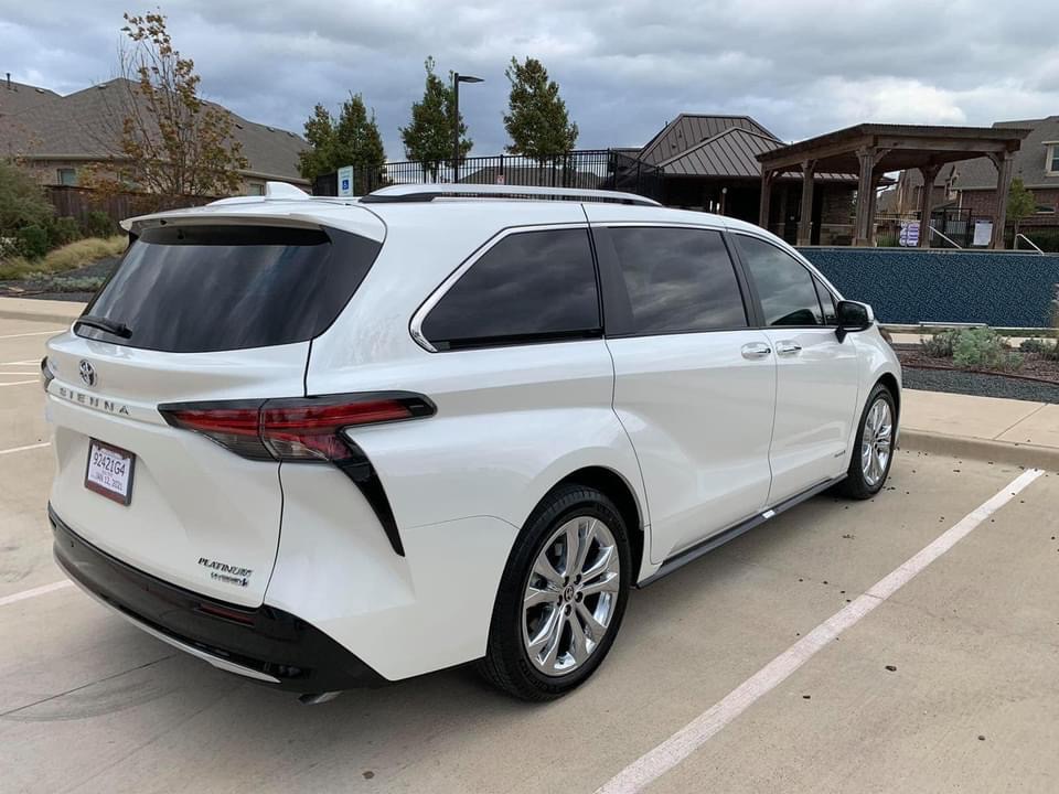 Toyota Sienna Platinum Hybrid 2021, màu trắng, nội thất nâu, bản 1 cầu full kịch đồ-3