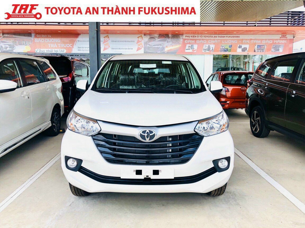 Bán Toyota Avanza số sàn màu trắng nhập khẩu, giảm giá khủng-0