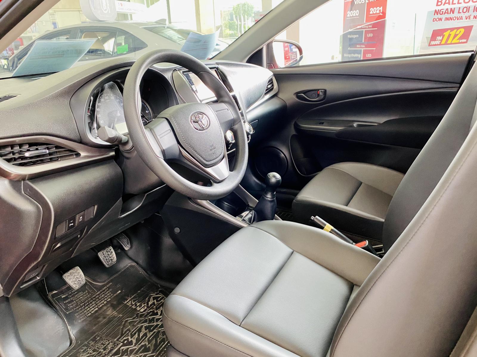 Cần bán xe Toyota Vios 1.5E MT 2021, xả kho giá cực tốt, tặng 1 năm bảo hiểm vật chất-5