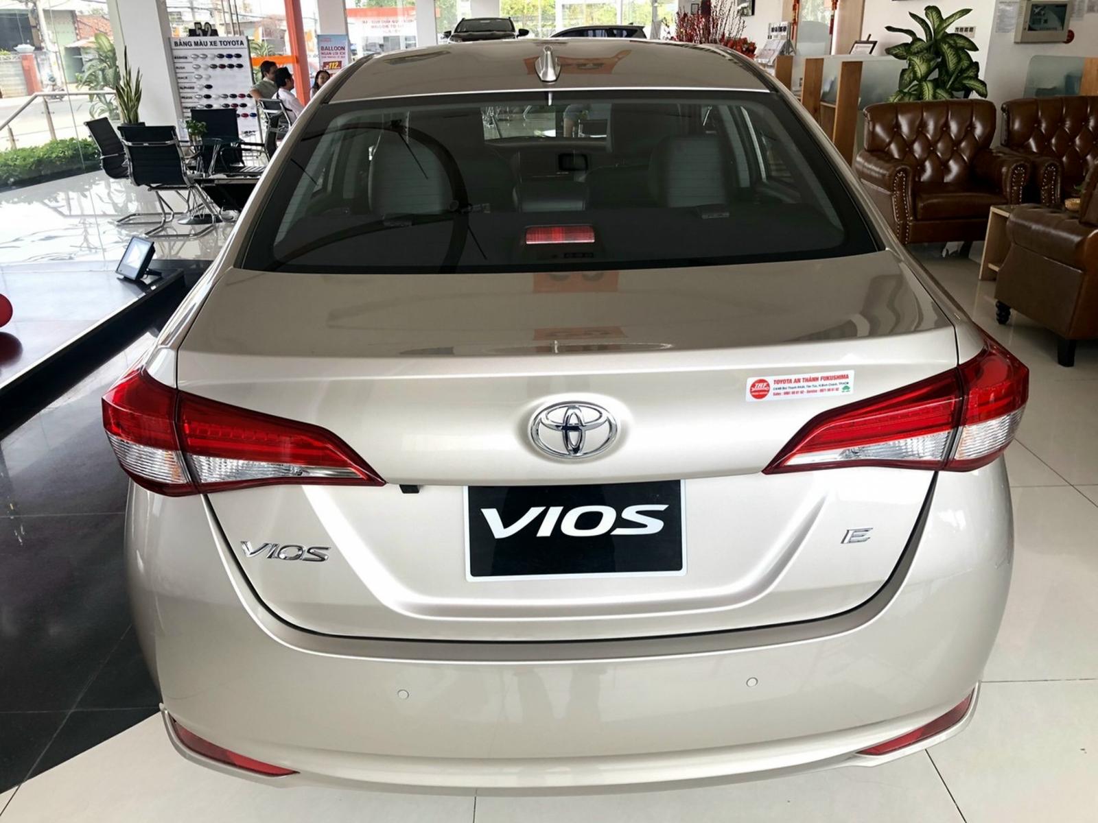 Toyota Vios 2021 giao ngay giá cạnh tranh hỗ trợ trả góp-1