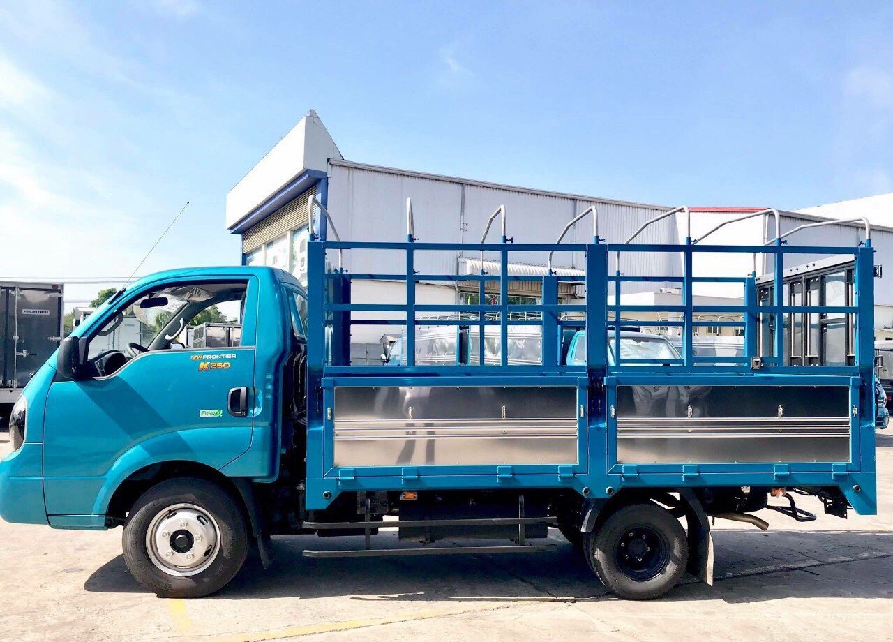 Bán xe tải Thaco Kia K250 tải trọng 2,49 tấn tại Quảng Bình. Hỗ trợ trả góp-3