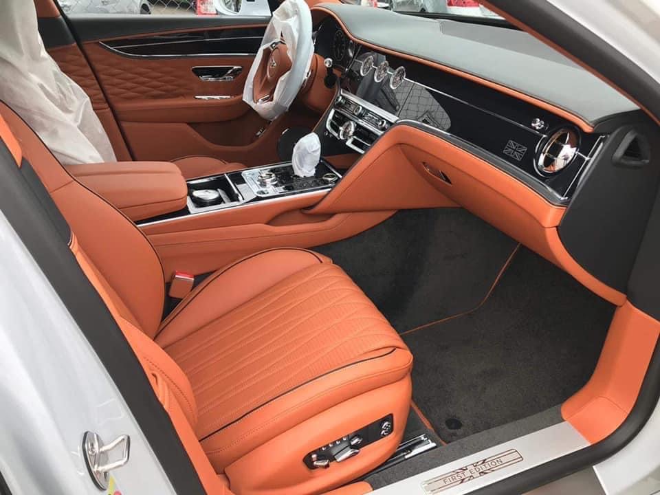 Cần bán Bentley Flying Spur V8 2021, màu trắng, nhập khẩu nguyên chiếc từ Mỹ-2
