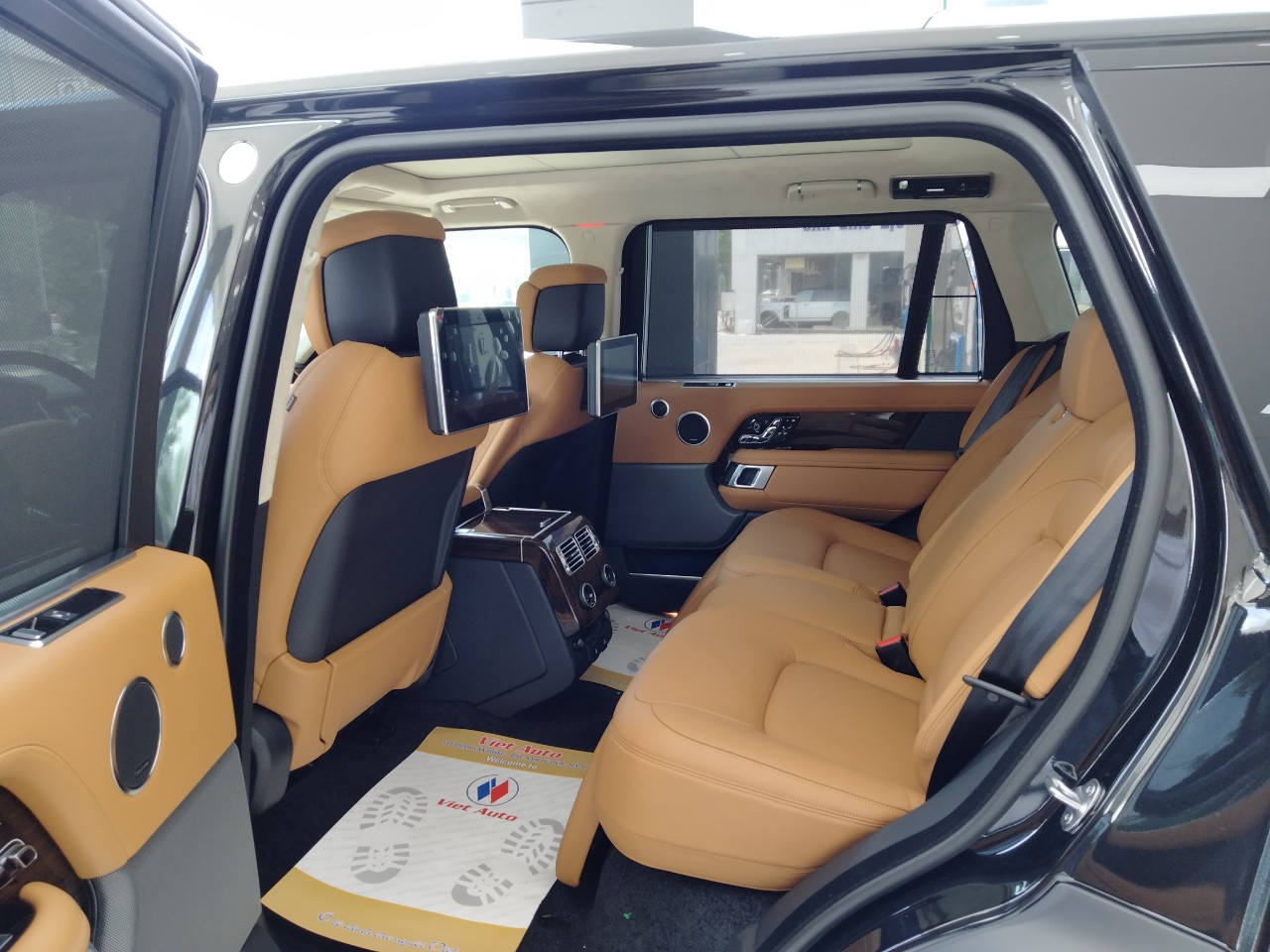 Bán xe LandRover Range Rover Autobiography LWB 2021, màu đen, nhập khẩu mới-4