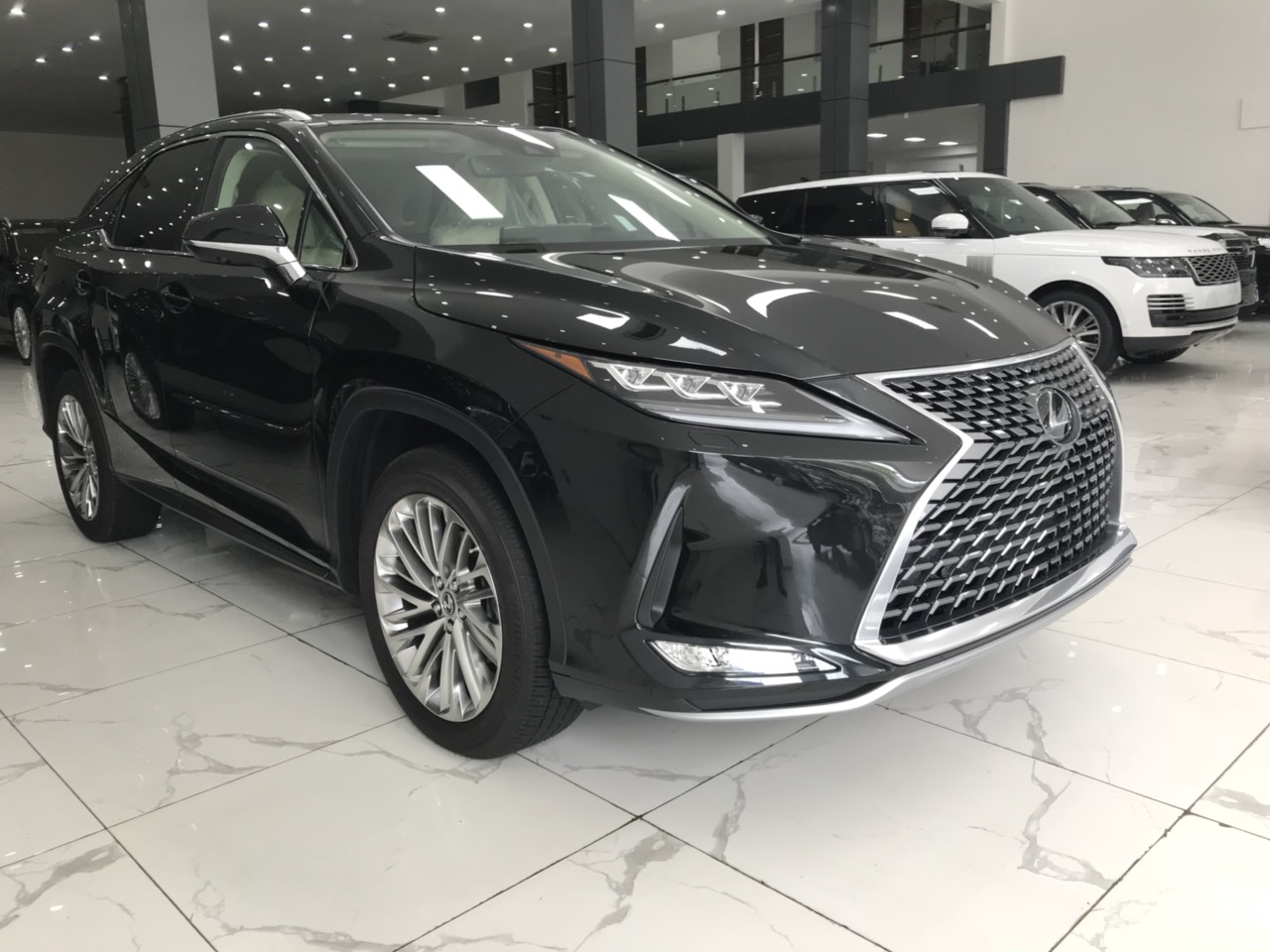 Cần bán Lexus RX350 đời 2021, màu đen, nhập khẩu nguyên chiếc-5