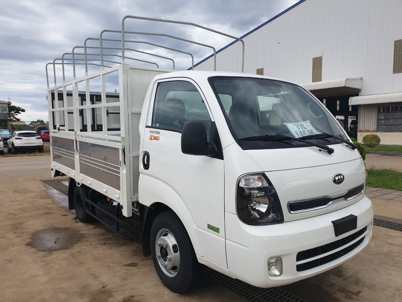 [Thaco Quảng Bình] bán xe tải KIA K250 tải trọng 2,49 tấn. Hỗ trợ trả góp lãi suất thấp.-0
