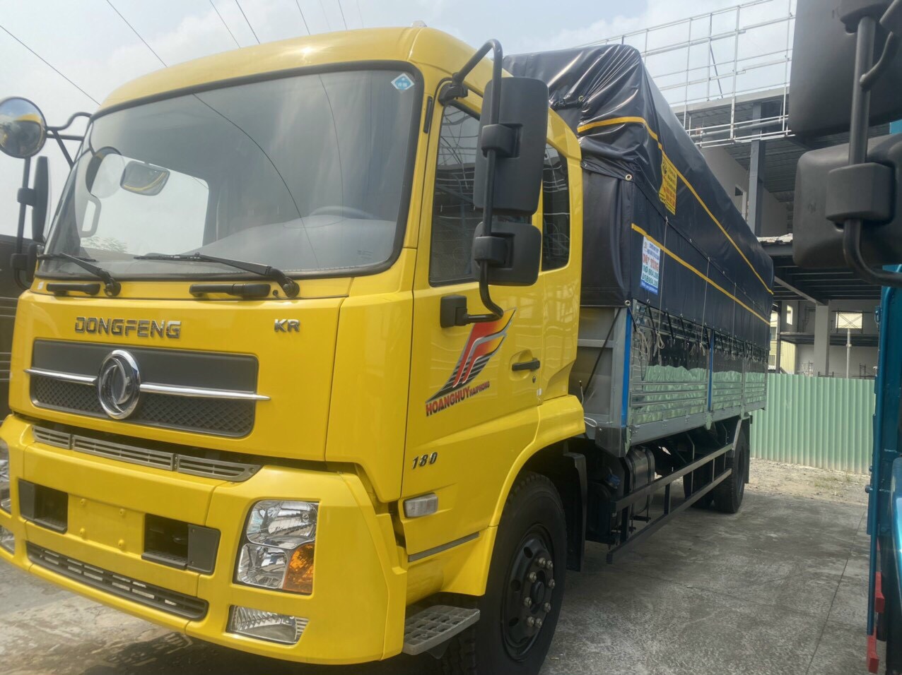 Xe tải Dongfeng 8T 6 máy thùng mui bạt dài 9m5 cao 2m4 siêu khỏe-4