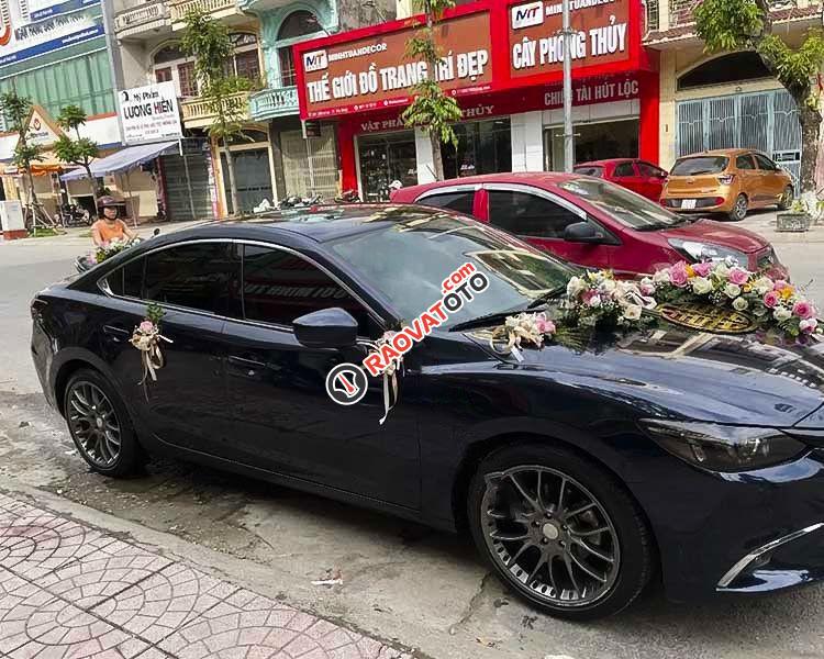 Cần bán Mazda 6 2.0L Premium sản xuất 2017, màu xanh lam-4