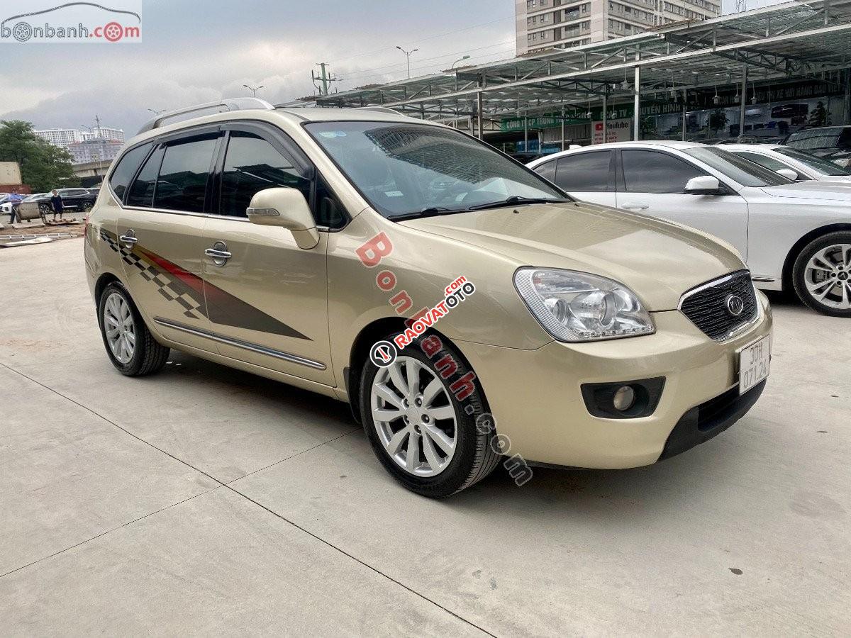 Bán ô tô Kia Carens 2.0AT năm 2012, màu vàng-1