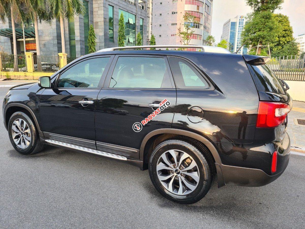 Bán xe Kia Sorento GAT năm sản xuất 2017, màu đen-0