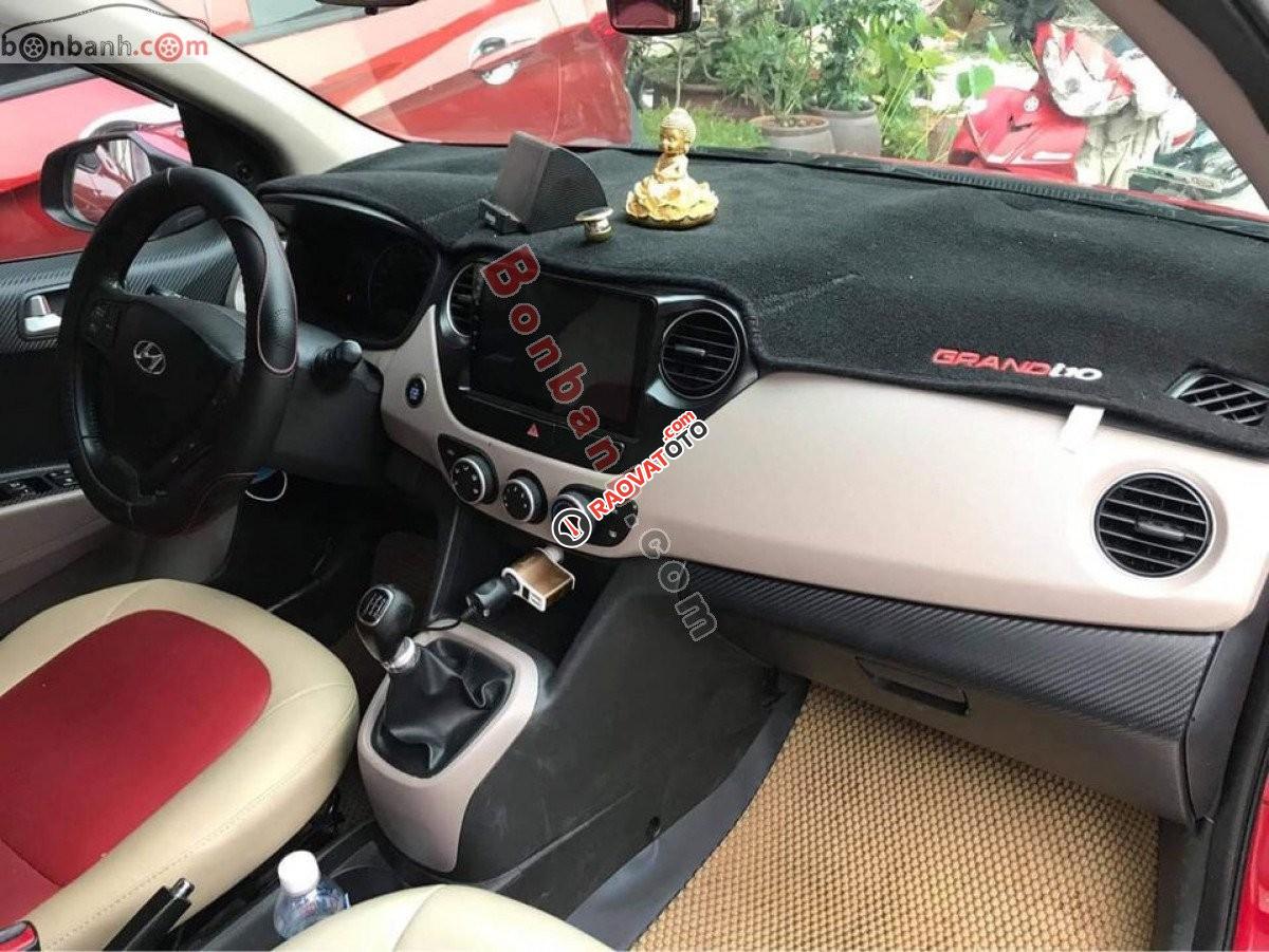 Bán Hyundai Grand i10 1.0 MT sản xuất năm 2017, màu đỏ xe gia đình, giá tốt-2