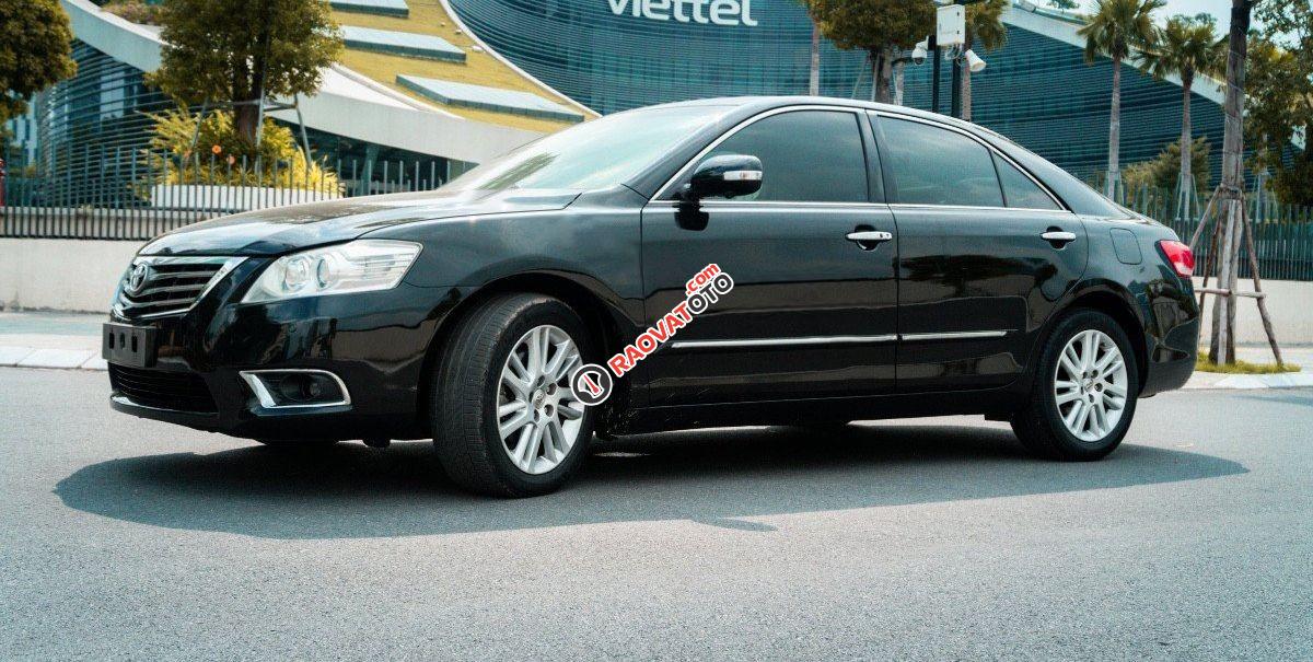 Bán Toyota Camry 3.5Q đời 2010, màu đen-4