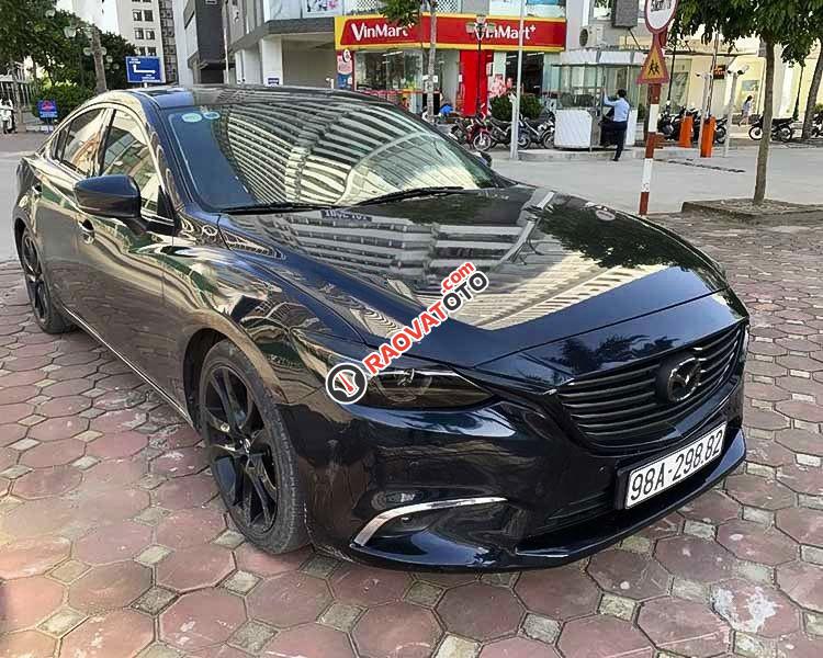 Cần bán Mazda 6 2.0L Premium sản xuất 2017, màu xanh lam-0
