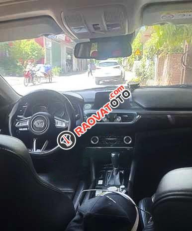 Cần bán Mazda 6 2.0L Premium sản xuất 2017, màu xanh lam-1