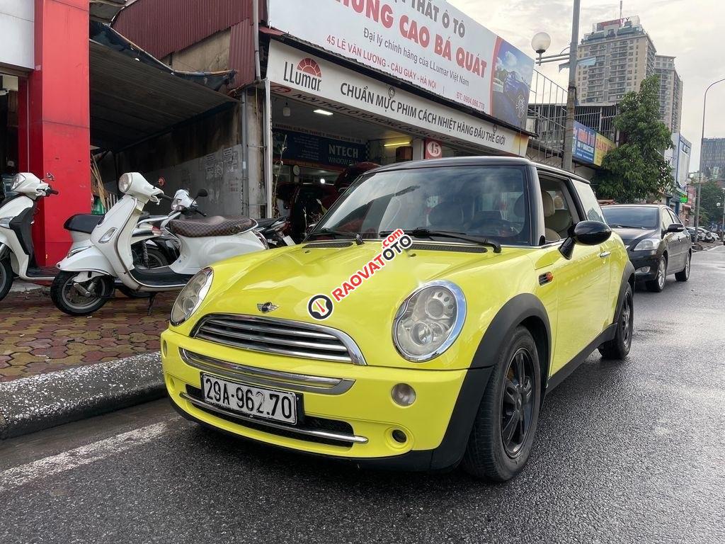 Cần bán gấp Mini Cooper sản xuất năm 2007, màu vàng, nhập khẩu nguyên chiếc-8