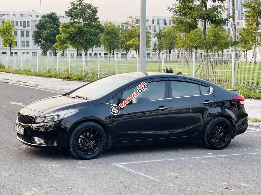 Bán xe Kia Cerato 2.0AT sản xuất năm 2017, màu đen  -8