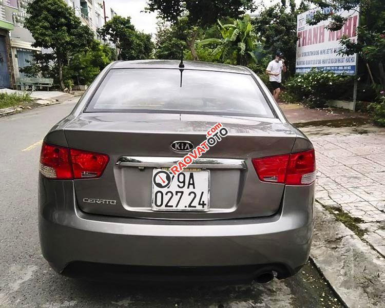 Bán Kia Cerato 1.6 MT năm 2010, màu xám, xe nhập, giá chỉ 256 triệu-4