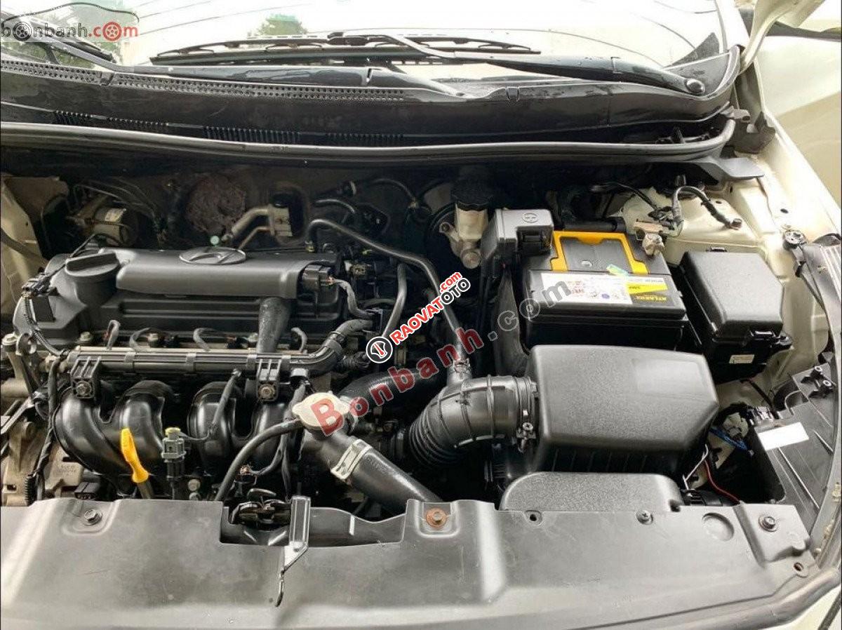 Bán Hyundai Accent 1.4 MT năm sản xuất 2015, màu trắng, nhập khẩu nguyên chiếc-4