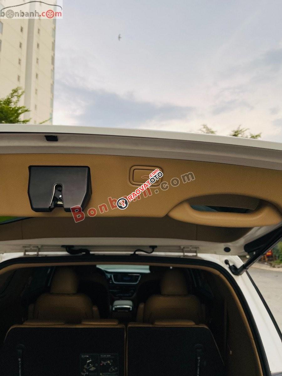 Xe Kia Sedona 2.2 DAT Luxury0 năm 2020, màu trắng-0