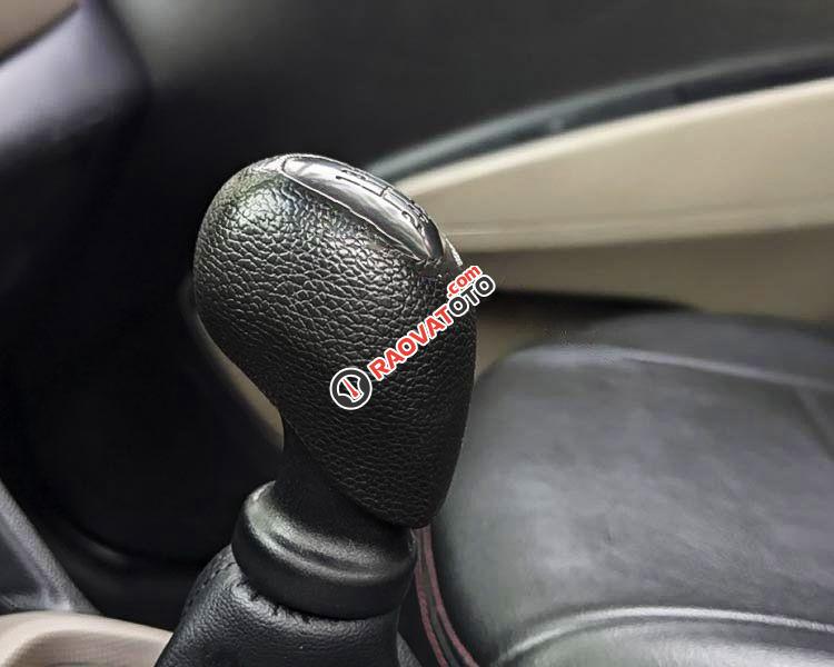 Bán Hyundai Grand i10 1.0 MT sản xuất 2017, màu bạc còn mới, 225 triệu-2