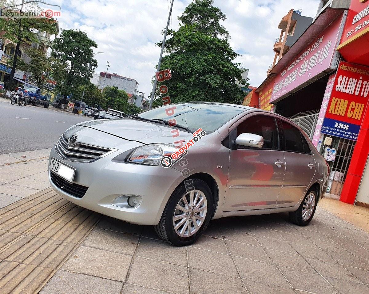 Bán Toyota Vios 1.5G đời 2010, màu bạc còn mới-6