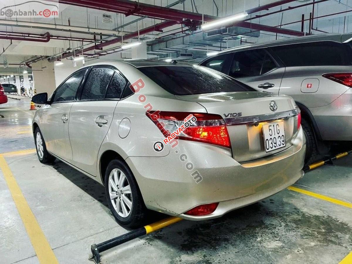 Bán Toyota Vios G năm 2018, màu bạc, giá tốt-2