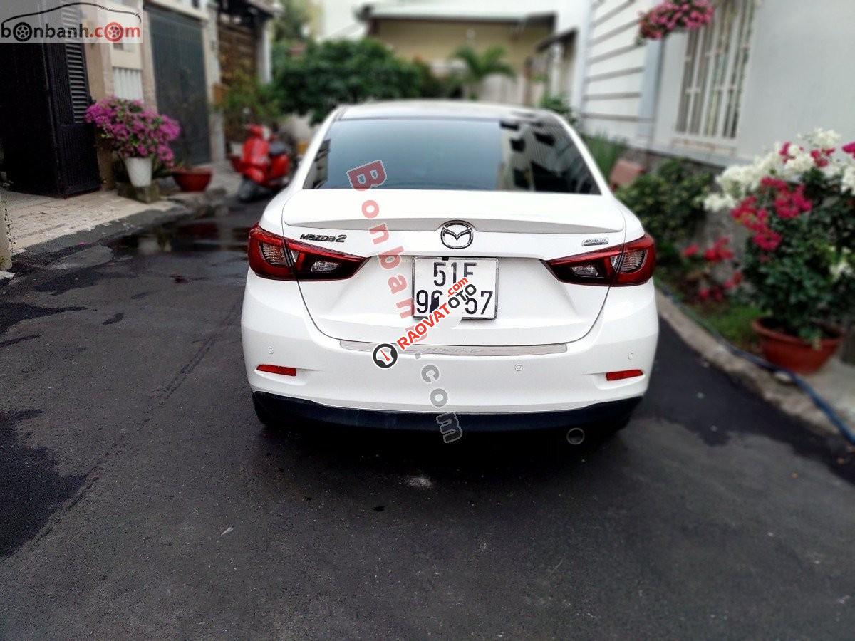 Bán ô tô Mazda 2 sản xuất năm 2016, màu trắng xe gia đình, giá chỉ 385 triệu-2