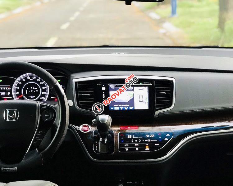 Bán Honda Odyssey 2.4 AT năm 2016, màu trắng, nhập khẩu nguyên chiếc còn mới-2