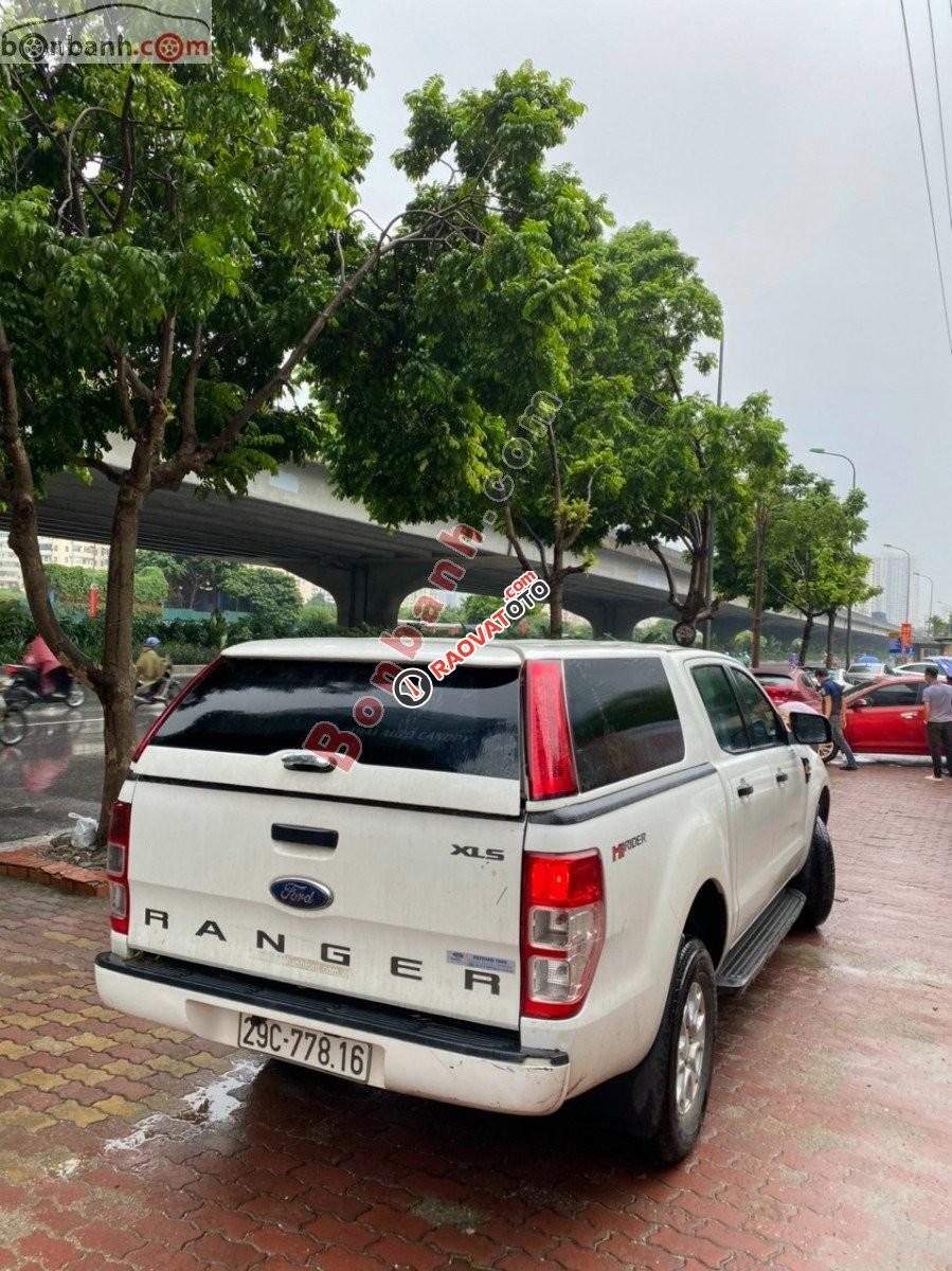 Bán ô tô Ford Ranger XLS 2.2L 4x2 MT sản xuất 2017, màu trắng, nhập khẩu, 495 triệu-7