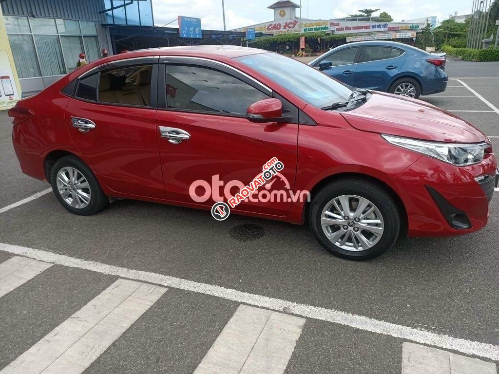 Cần bán xe Toyota Vios sản xuất năm 2019, màu đỏ xe gia đình-6