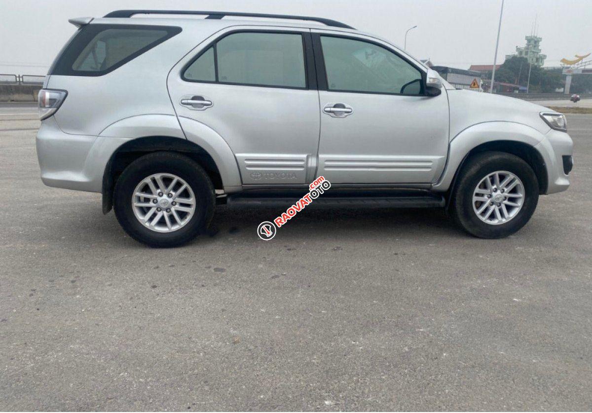 Bán Toyota Fortuner 2.7V 4x4 AT 2013, màu bạc, 515 triệu-1