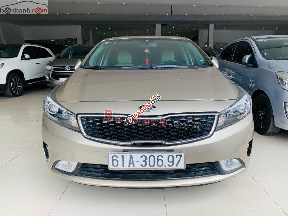 Bán Kia Cerato 1.6 năm sản xuất 2016, màu vàng  -0